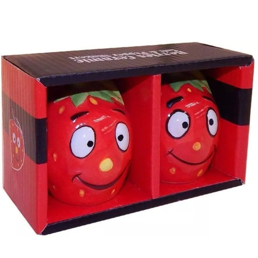 Vintage Collection Berries Ceramic Salt Pepper Shakers Hand Painted Grant Howard